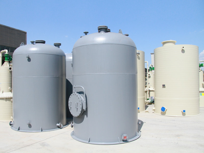 鋼襯塑PE儲(chǔ)罐和PPH纏繞儲(chǔ)罐有什么區(qū)別 鋼襯塑PE儲(chǔ)罐和PPH纏繞儲(chǔ)罐有什么區(qū)別