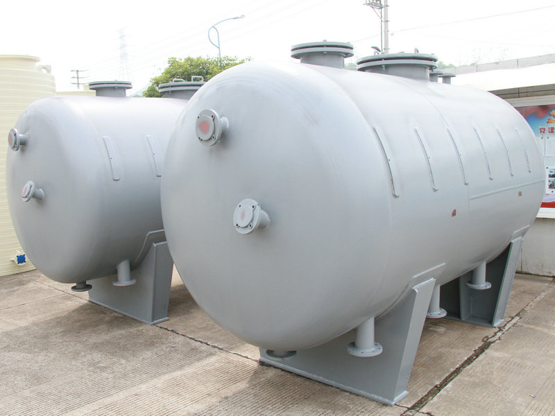 鋼襯滾塑儲罐能做成什么呢？