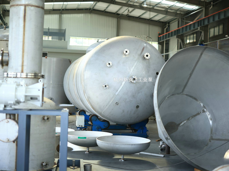 不銹鋼儲(chǔ)罐-杭州新安江工業(yè)泵